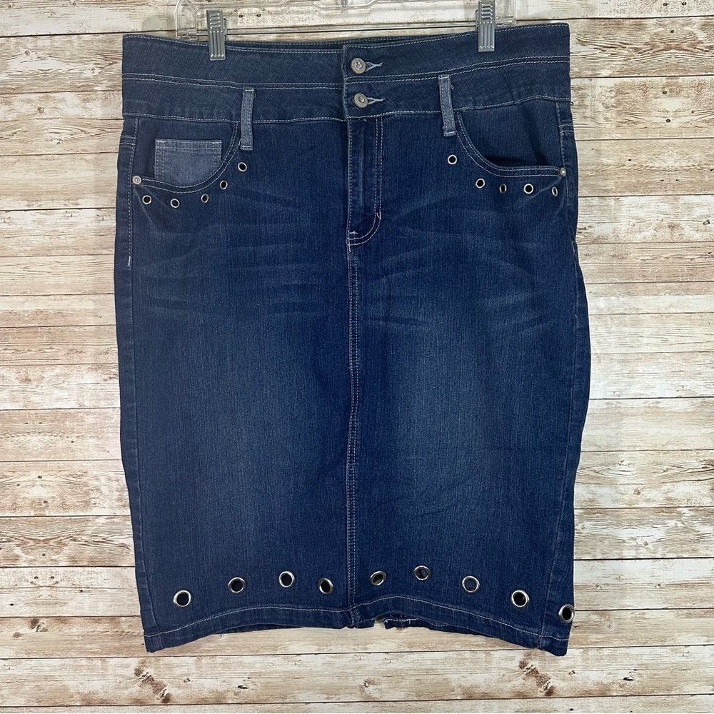 Blue Desire- Denim Skirt w/ Grommet Details- Size 16